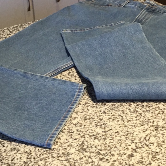 Blue jeans - Picture 2 of 4